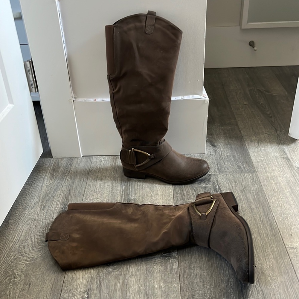 Brown Crown Vintage Boots